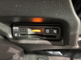 いまや快適なカーライフに欠かせないETCが付いています。