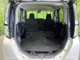 普段のお買い物や通勤、送迎等に十分な荷室スペースを確保しております。セカンドシートを倒すと、大きな荷物の積載も可能です♪