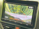 【バックカメラ】駐車時に後方がリアルタイム映像で確認できます。大型商業施設や立体駐車場での駐車時や、夜間のバック時に大活躍!運転スキルに関わらず、今や必須となった装備のひとつです!