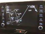 ディスプレイオーディオ装着車。ディスプレイとスマホを連携で、様々なアプリを使用できます。マップのアプリを繋げて、ナビゲーションとして使用できます。