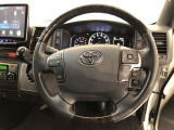 ハンドルは車を運転する上で、ずっと握っている重要なパーツです。手にフィットする物がいいですよね♪