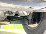 お車を安心してお乗りいただく為には、足回りの定期点検が欠かせません。サービスサポート(有償保証)では無料点検もご提供しており、安心のカーライフをお過ごしいただけるサポート体制が整っています。