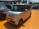 左前からの画像です!当店でしたら、車両販売、買取、車検、点検、一般整備、鈑金、任意保険、その他お車の事でしたらトータルサポート致します!