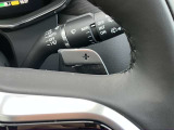 【パドルシフト】運転席から任意で、変速を自由自在に操ることができます。
