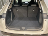 広々としたカーゴスペース。週末のお買い物や長期旅行のたくさんの荷物も積載できます。