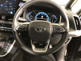ハンドルは車を運転する上で、ずっと握っている重要なパーツです。手にフィットする物がいいですよね♪
