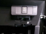 ETC車載器付きです。高速道路の料金所もスムーズに通過できます。