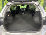 後席を格納すると、これだけの広さが!シーンに合わせたシートアレンジで、大きな荷物も積むことが出来ます♪