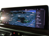 BMW iDriveナビゲーションシステム。ワイドで視認性に優れたスクリーン。