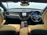 XC60 リチャージ アルティメット T6 AWD PHEV 4WD 