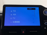 いまや必須装備「ナビゲーション」搭載!知らない場所にスイスイッとドライブ。もう、これなしではハンドルを握れませんね!でも運転中の操作は危険ですのでご注意ですね☆