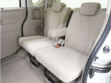 ◆サイド+サイドカーテンエアバッグシステム◆胸部へのダメージを低減するサイドエアバッグと頭部や頸部を保護するサイドカーテンエアバッグで安心をサポートします。