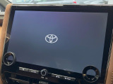 【14インチディスプレイオーディオ】画面内にオーディオ操作はもちろん、空調の調整機能なども盛り込んだ多機能なディスプレイオーディオです!スマートフォン連携はもちろん、車載ナビもお使いいただけます♪