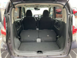 後部座席をたたむとラゲッジスペースもゆとりのあるスペースです。