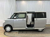 両側パワースライドドア付きだから、狭い駐車スペースなどでの 乗り降りラクラク!小さなお子さまのいるご家庭には嬉しい装備。