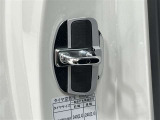 ドアスタビライザー装着車!これだけでボディ剛性が上がるんです!