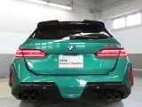 E60型以来の復活を果たした「BMW M5ツーリング」。M5としては第7世代、ツーリングとしては第3世代であり、日本に正式導入されるのは初めてだ