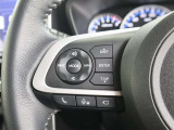 『ハンドルの左側スイッチ」はオーディオの音量調節や色々な機能の切り替えボタンになります、目線を変えずに操作が出来るので安全ですね♪
