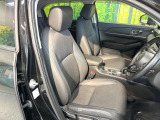 運転席シート廻りは使用感も少なく、良好な状態となっています。前オーナー様が丁寧に使っていたことがよくわかりますね。
