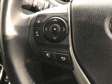 【ステアリングスイッチ】左です。ハンドルから手を離さず、運転に集中したまま手元でオーディオ操作等ができます。
