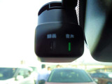 事故に遭遇してしまった時など、品質の高い映像と音声で運転の記録するドラレコ。ドライブの思い出を記録に残したい方や、ご自身のドライビングをチェックされたいお客さまにもおすすめです!!!!