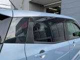 プライバシーガラスです。