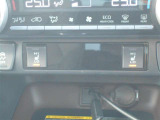 運転席&助手席にはシートヒーター付いてます(^^♪