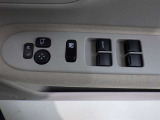 運転席から操作可能なパワーウィンドウ!