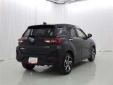 走りにこだわりながら収納力も持ち合わせたお車です。