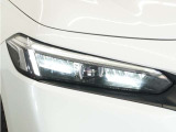 【LEDヘッドライト+デイタイムランニングランプ】今や主流のLEDヘッドライトに、日中でも他者からの視認性を良くするデイタイムランニングランプ装備!スタイリッシュでかっこよく仕上がっています。