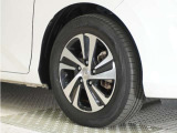 認定中古車では、厳しいHonda認定基準をクリアした厳選されたHonda認定中古車のみ、取り扱っております。「ご購入前の安心」「納車後の信頼」を車両と一緒に提供しております。