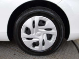 タイヤサイズは185/65R15です