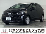 ガソリン車のフィット HOMEです。スマートキー、オートエアコン等の快適装備に加え、ホンダセンシングを搭載した1台です。