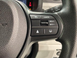 クルーズコントロールを装備しています。高速道路などで一定の速度で走ってくれるので運転が楽ですよ!速度を設定できますので、スピードの出しすぎにも注意できます。