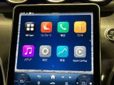 新しくなったセンターコンソールはスマートフォンを操作するような感覚でナビから車両の設定までが可能です。