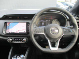 キックスの運転席廻りになります。