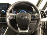 ハンドルは車を運転する上で、ずっと握っている重要なパーツです。手にフィットする物がいいですよね♪