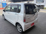 お客様よりお買取りした車両を厳選した上で、販売しておりますので、中間マージンをカットしていますので、比較的お求めやすい価格で販売しております。