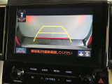 後方の見にくい視界もバックモニターで確認サポートして駐車時も安心☆