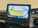 【バックカメラ】リバースにするだけで映ります、後方の安全確認や、狭い駐車場での車庫入れ、雨の日や夜間など視界の悪い時に便利です!安全にバックする為には欠かせない装備です。