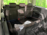3列目シートはもちろん状態良好☆大人でもゆったりと座って頂けますので、大人数でのお出かけもラクラクです♪ご家族で、気の知れた仲間で、ドライブに行くのが楽しみですね♪