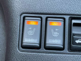 運転席・助手席にはシートヒーターを搭載しております。