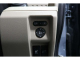 ☆電動格納ミラー☆車内からミラーを操作できるため、外に出て調整する必要がなくなります