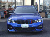 BMW在庫保有台数常時100台以上!ご来店の際はBMW本店(厚木市下荻野140-1)にご来店ください!弊社自慢の全天候型ショールーム!BMW在庫保有台数常時100台以上ございます!