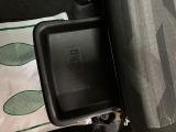 助手席シートアンダートレイありますよ☆