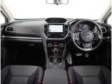 ドライバーが運転以外のことに気を遣うことなく、疲れにくく、安心・集中して運転ができる。SUBARUは視界設計をはじめ、操作パネルやシートのデザインなど細部にまでこだわっています。