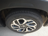 16インチ純正アルミホイール