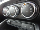 運転席&助手席シートヒーター・フルオートエアコン!