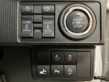 キーの差し込みが不要なプッシュボタンスタートです!その他のスイッチ類も集約されていて扱いやすいですよ♪