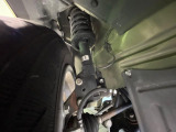 お車を安心してお乗りいただく為には、足回りの定期点検が欠かせません。サービスサポート(有償保証)では無料点検もご提供しており、安心のカーライフをお過ごしいただけるサポート体制が整っています。